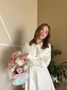 Saraa_BroownPublic Bild