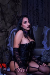 UrNewFantasy Halloween 20 25 Pic 2