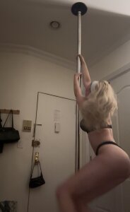 aliceinwonderpole Public Pic 5
