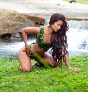 charlotte_01 welcome halloween Pic 5