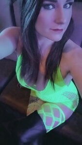 Cherry_Redd Public Hình 2