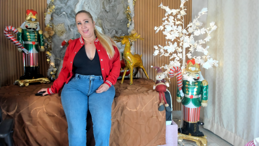 Danna_topless Christmas has arrived 🎄 Immagine  7