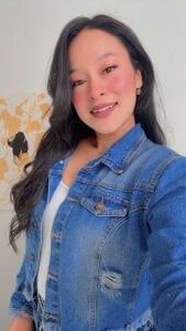 Hi 😊 de Liulee  4 Imagens