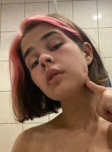 Alice_Arauz Public Pic 3