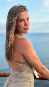 ElllySun Public Pic 2