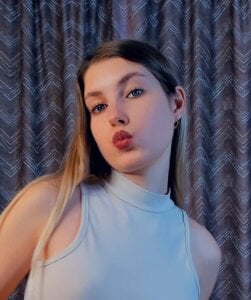 DanitaEibell Public Pic