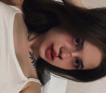 bella_trick