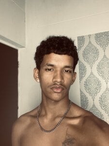 Boy_savoy Public Immagine  4