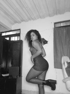 noath180 sexi girls Pic 2