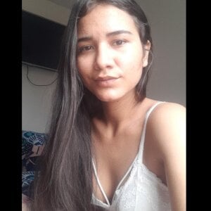 BUNNYGIRL001_ Public Kuva