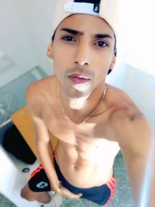 HotpartyFrends Public Pic 2