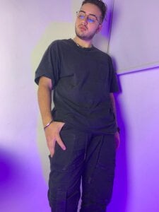 Ethan_Greys Its me! Pic