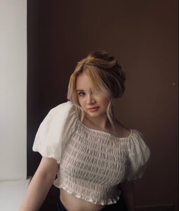 JolieAlto Im Kira Pic 4