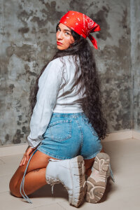 SamanthaSky__ Welcome to the 80's✨ Pic 2