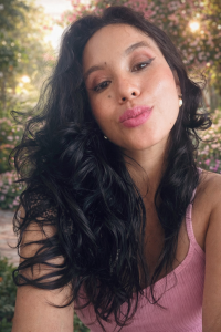 selenaln Sexy latina Pic