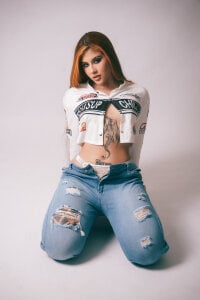 Vittoria__rossi Zoom in… I dare you 💝🫦 Pic 3