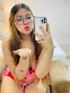 EimmyJoness's ¿Pijama´s Party? 😈 Sex Photo 1