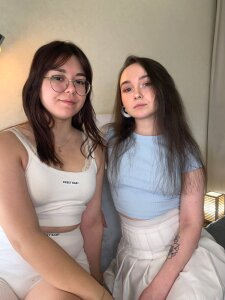 EvelynSharon Public Pic 2