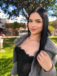 Emy_Duran Public Pic 5