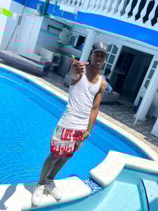 BRYXXXON1 ON THE STREET Pic 8