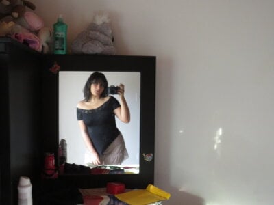 Layla_Latina Public Pic 5