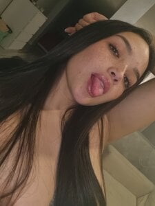 MisFrekcles_ 💋 Photo 2