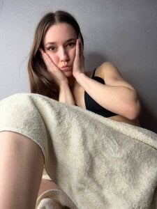 PetraHambelton happiness🔥 Pic 4