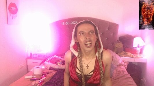 cutesweeetrobinsex red holy spiry Pic 9