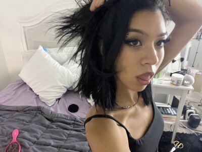 petitelatinateen Public Pic 6