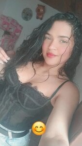 Ivy_tay Public Immagine  2