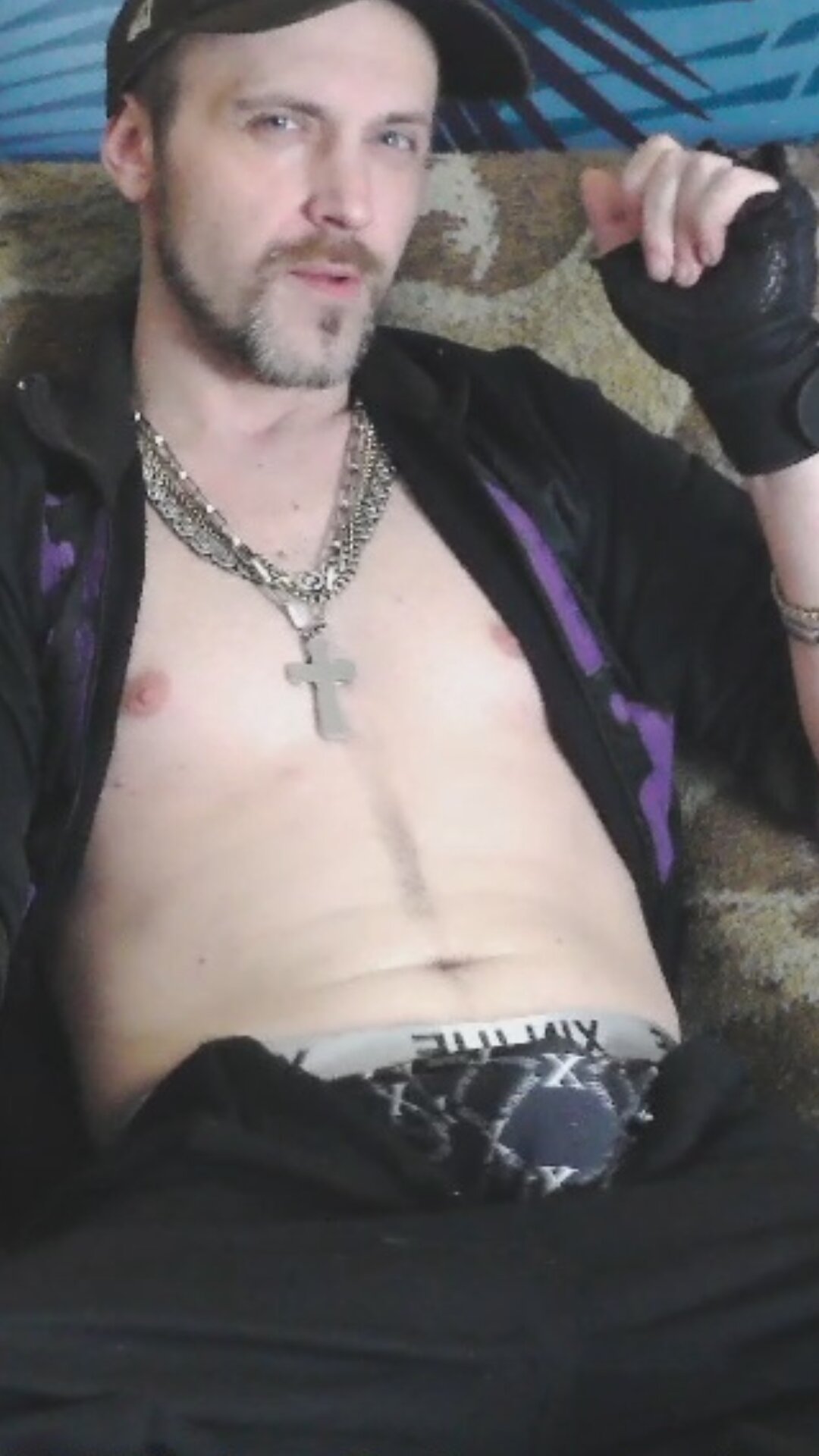 صور SwatRocShy الرائجة  6234