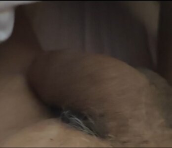 jhonschen's Vengo appena sveglio in letto Sex Photo 3