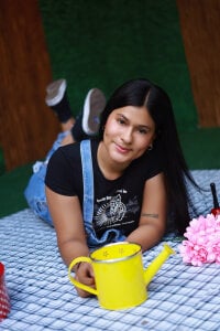 Joselyn_flowers Silk Touch Pic