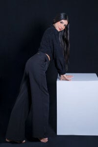 nia20_ 🖤 ​They say black goes with everything… including your desire?😏 Pic