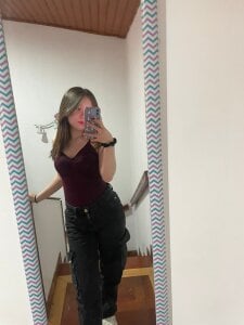 Casual cute girl de NixieSterling  3 Imagens