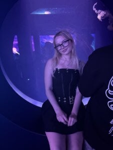 xoxokayy18 Public Pic 5