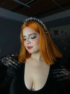 scarleth_shadow YOUR GOTH FAVORITE🖤🧡 Pic 2