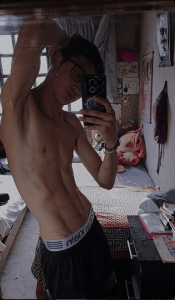 Sexy_tom_ Public Pic 2