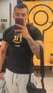 EvanVelvet Public Pic 2