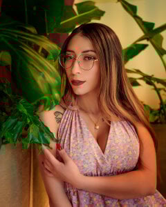 Lizzi_Hotman_: 🌸 ( 2 фото)