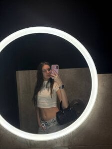 ShaeHeeter 🐈‍⬛🐈‍⬛ Hình