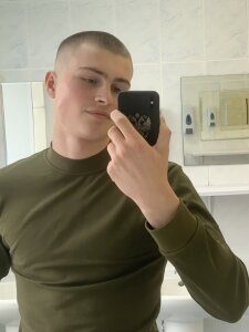 Dan_Carry Public Pic 4