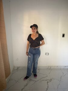 Perverted-Dirty-Mother Public Photo