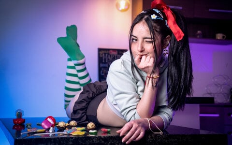 Ashleypetit Your favorite sweet girl Vanellope 사진 7