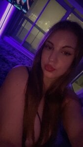 elliepixie: Some selfie😽 ( 2 фото)