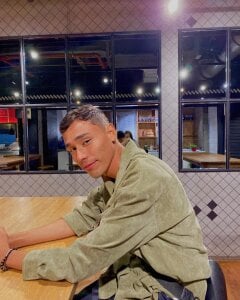 Adam_Grey 🌱🌍💫 Immagine  2