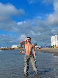 LoganBenedict A hot day at the beach🌞🌊 Pic 2