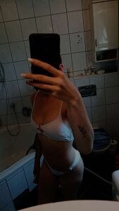 Public de Milly-Kiss  Imagens