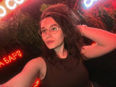 TateBennett Public Pic 4