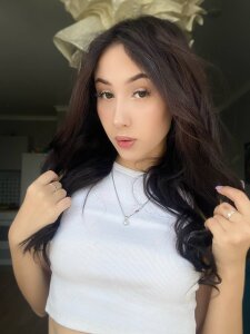 AvrilLatam Girl Light 🌼🤍 Pic 5